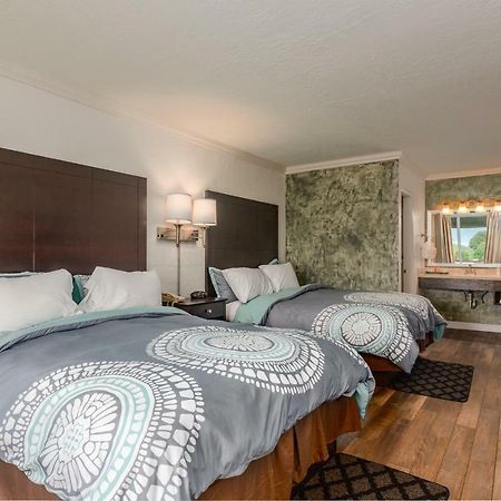 Fairway Inn Berryville 외부 사진