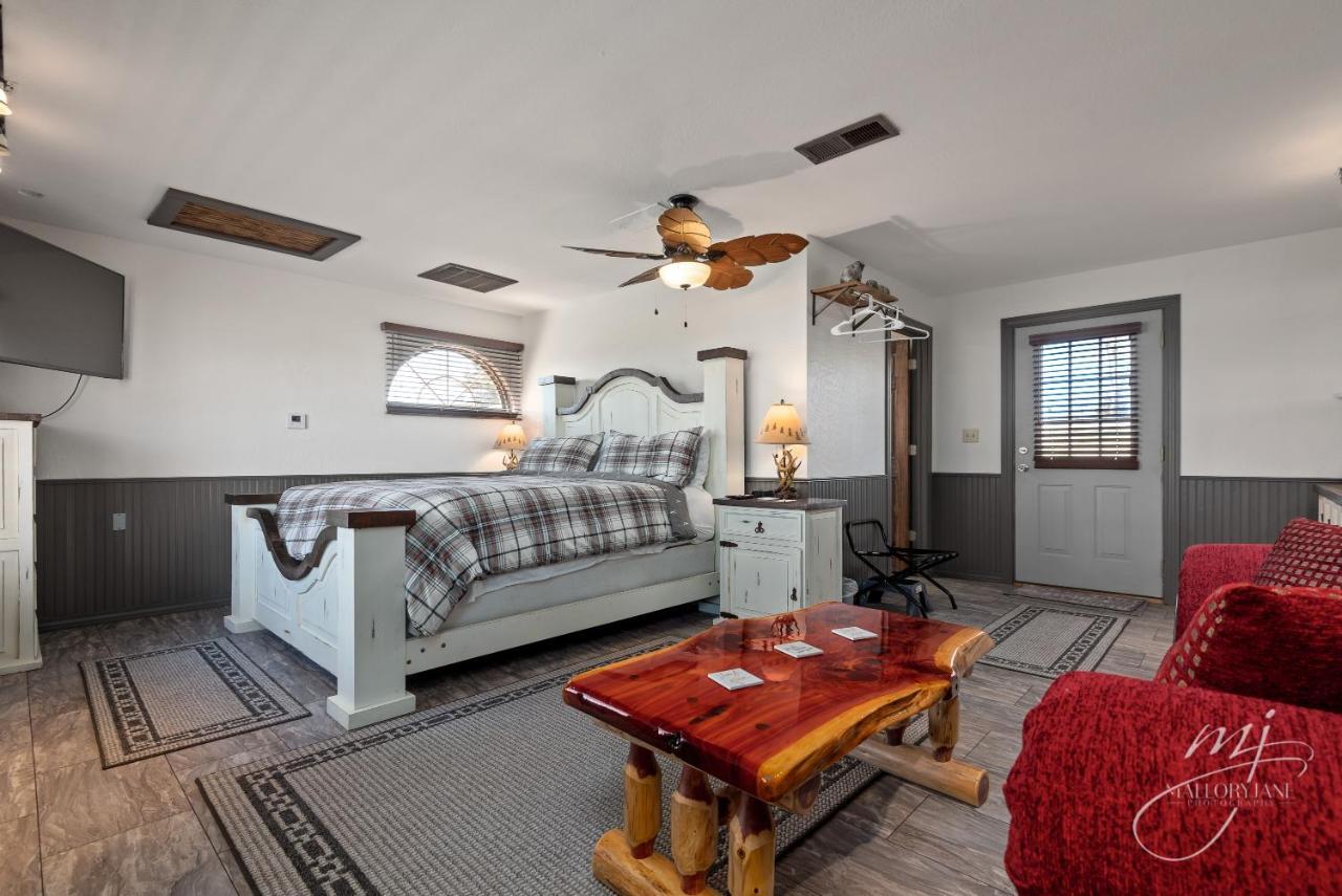 Fairway Inn Berryville 외부 사진