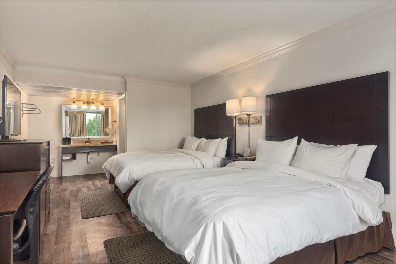 Fairway Inn Berryville 외부 사진